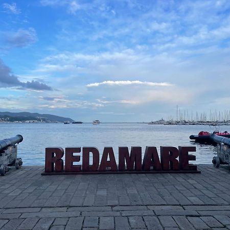 Appartamento Con Parcheggio Vicino Alla Stazione E Centro La Spezia Kültér fotó