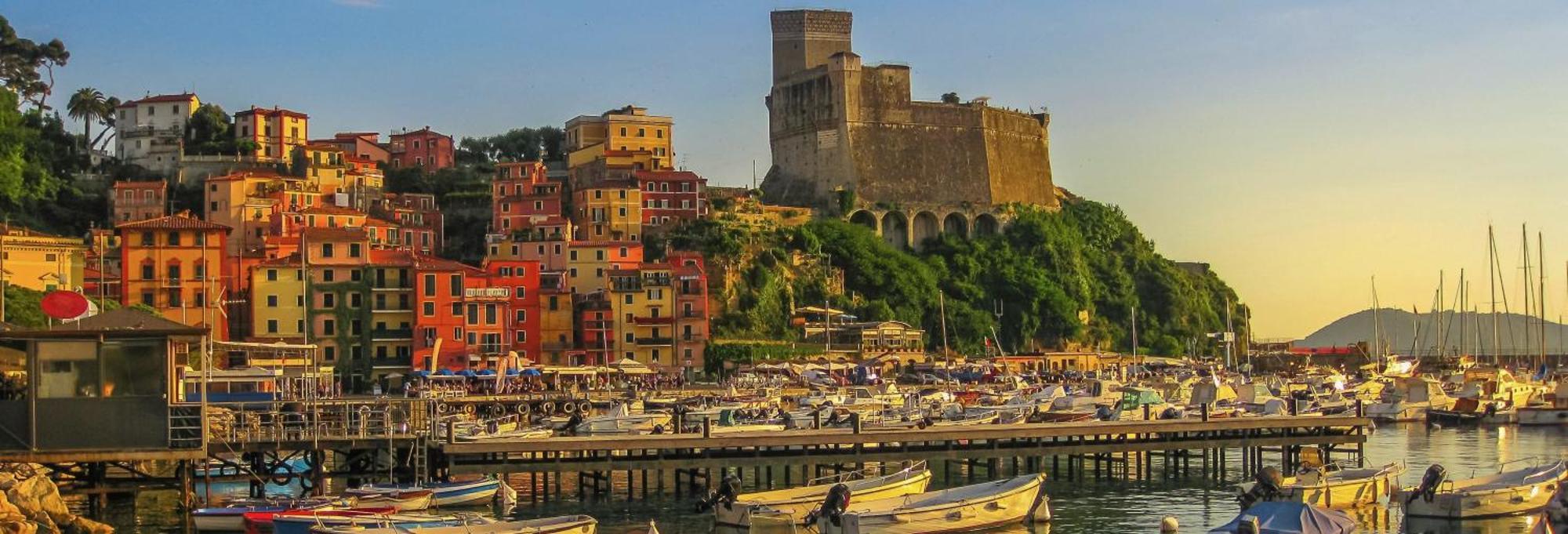 Appartamento Con Parcheggio Vicino Alla Stazione E Centro La Spezia Kültér fotó
